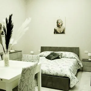Mincasa Nel Cuore Di Napoli